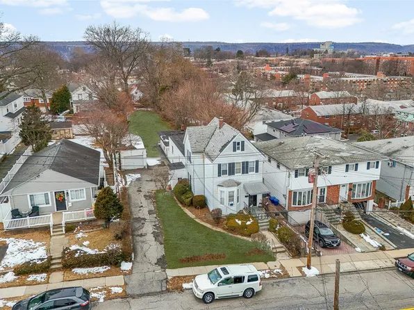 453 Bellevue Avenue, Yonkers, NY 10703