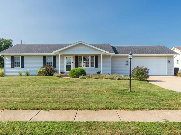 164 Elmridge Cir, East Peoria, IL 61611