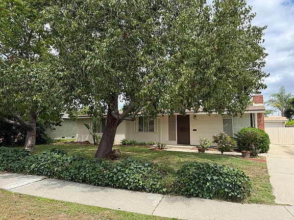2nd image of 944 N Damato Dr