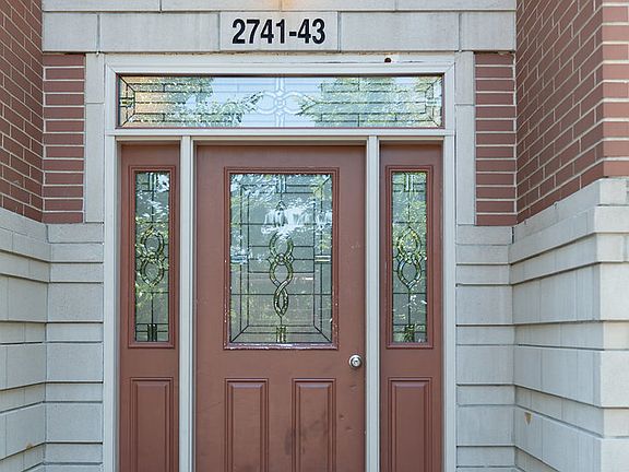 2nd image of 2741 W Congress Pkwy APT 3E