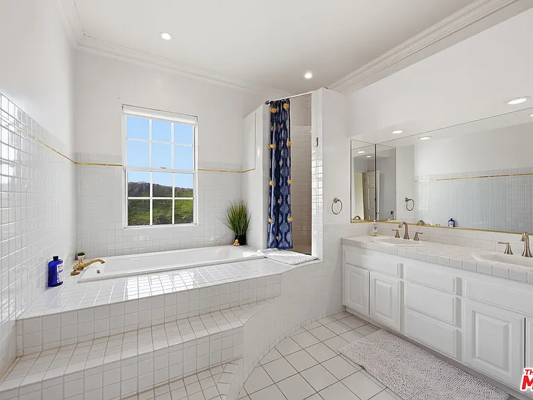 501 Sadie Rd — Photo 27