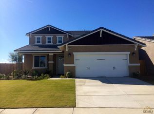 1513 Waterfall Ln, Bakersfield, CA 93311