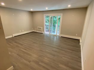 10 Chapel Hill Dr, Plymouth, MA 02360