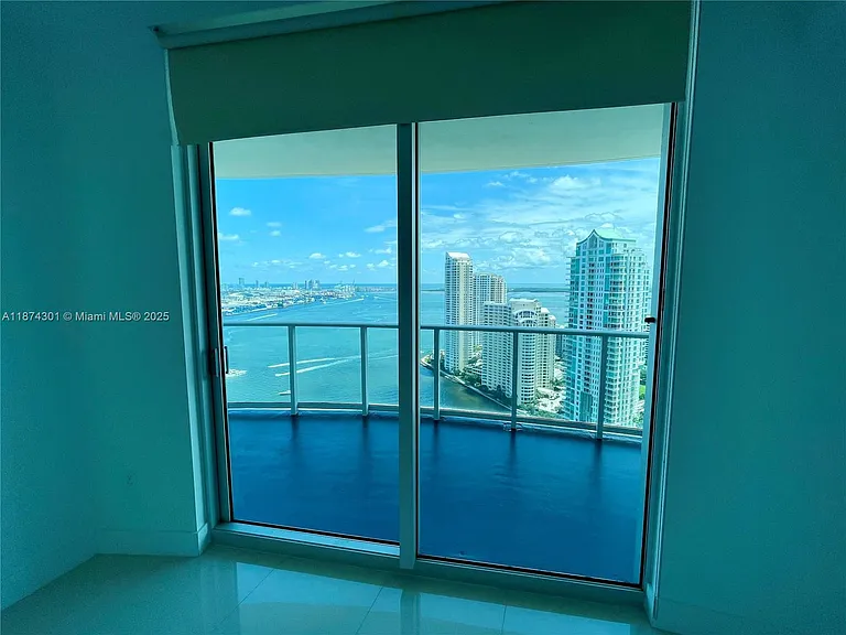300 S Biscayne Blvd #3410 — Photo 13