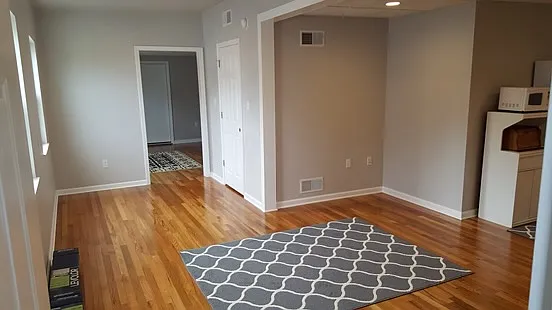 3 bed, 2.5 bath, 2000 sqft, $600 — Photo 2