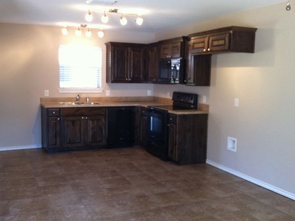 3rd image of 18025 Loring Ln #0