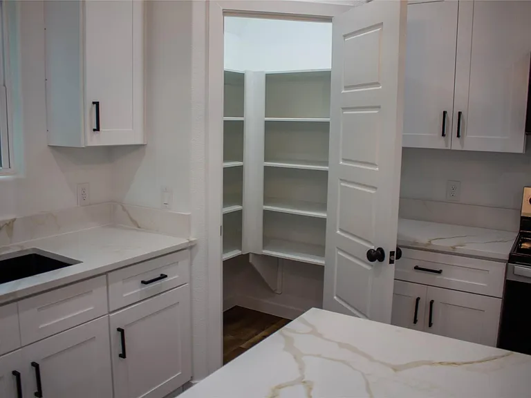 106 Runnels St #B — Photo 5