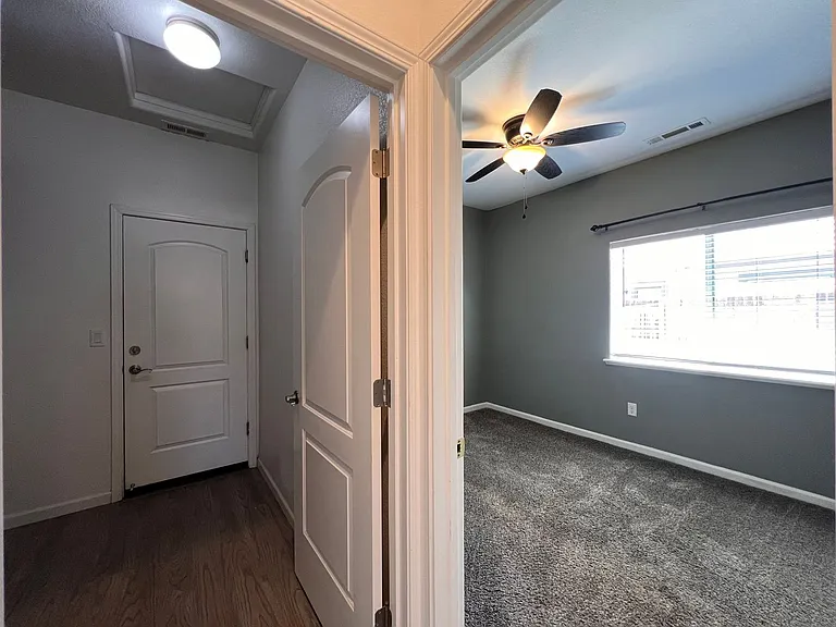 2209 Windrow Dr — Photo 18