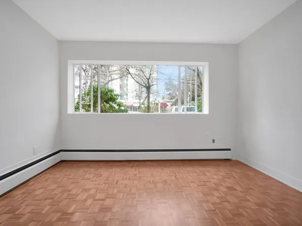 1265 Cardero St #302, Vancouver, BC V6G 2J2