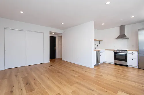 5935 Chula Vista Way #204 Photo 1