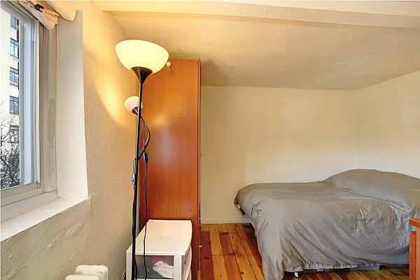 Rented by Corcoran | media 17