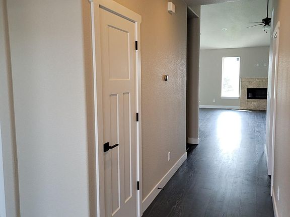 HALLWAY FROM FRONT DOOR