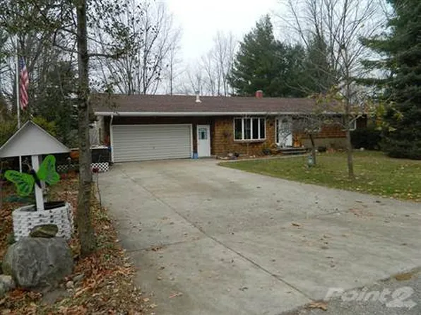 355 Hawley St, Shelby, MI 49455