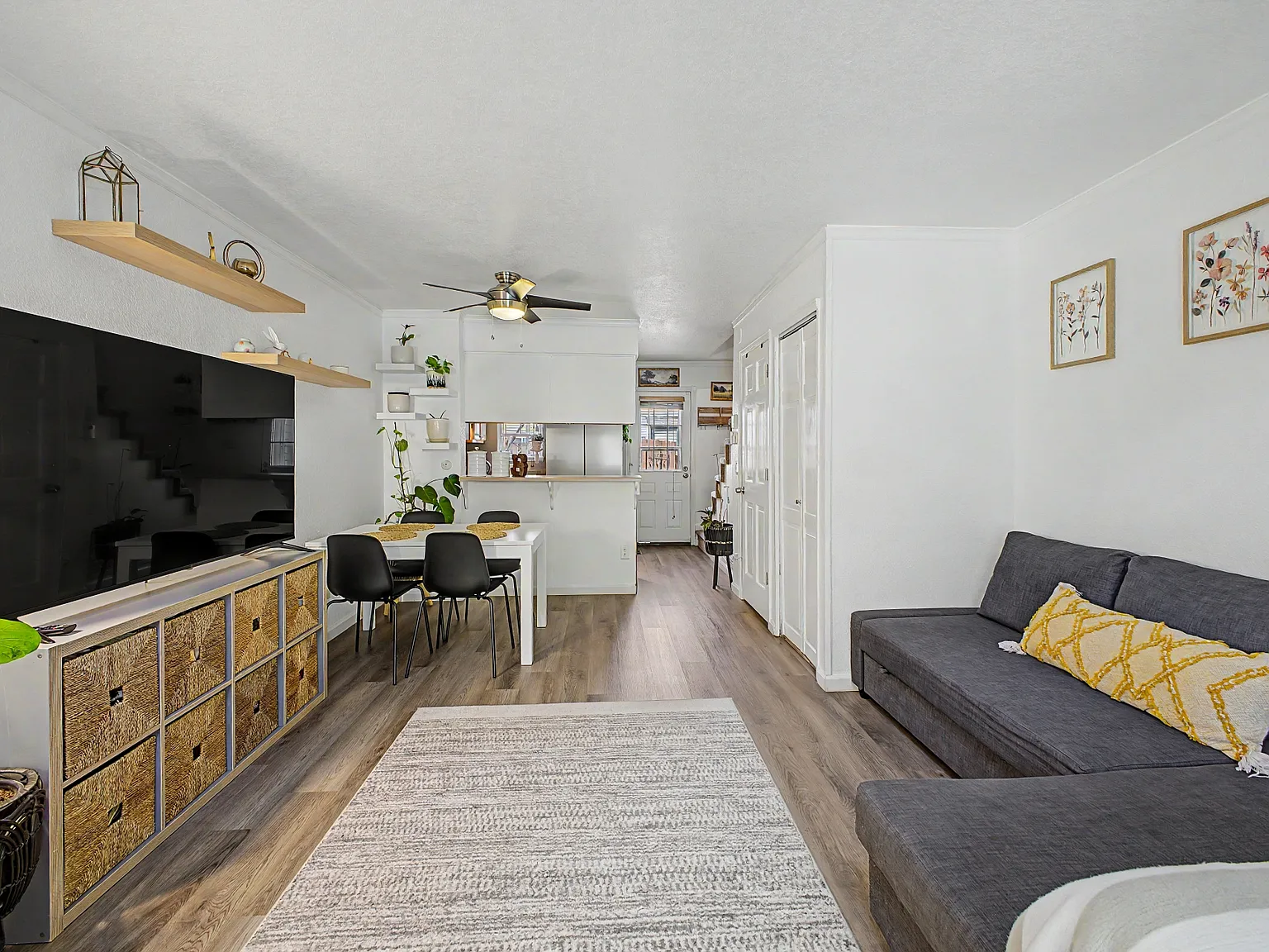 1 bed, 700 sqft, $1,500 — Photo 4