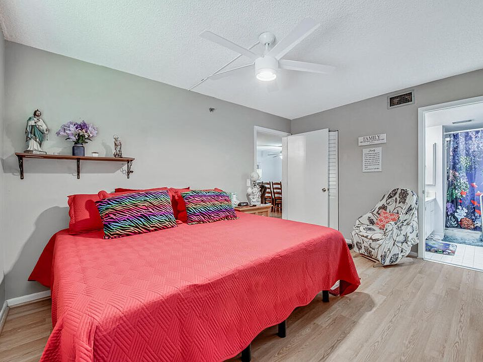 1st image of 4820 Lucerne Lakes Boulevard #407