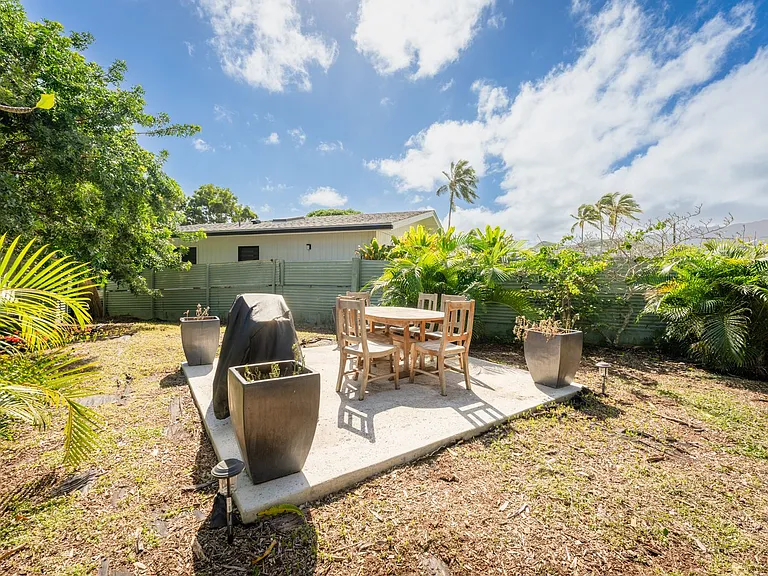 771 Akumu St — Photo 17