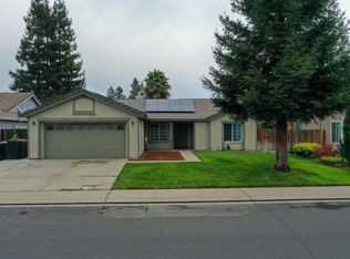 7016 Firethorn Dr, Riverbank, CA 95367