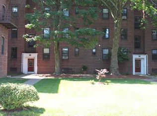 86 Ayers Ct APT 3A, Teaneck, NJ 07666