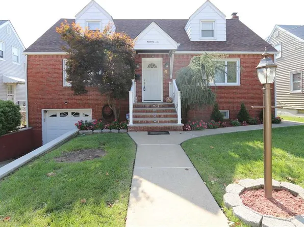 76 McKinley Ave, Lodi, NJ 07644