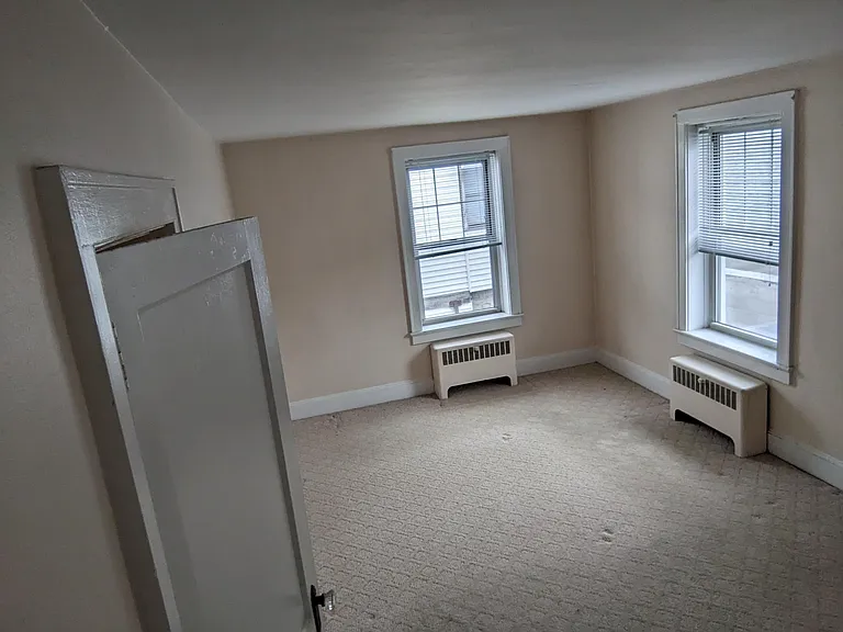139 Partition St #2L — Photo 11