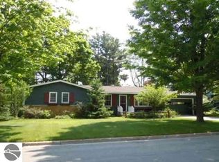 229 Fairlane Dr, Traverse City, MI 49684