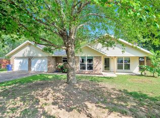 804 Prairie Oaks Dr, Prairie Grove, AR 72753