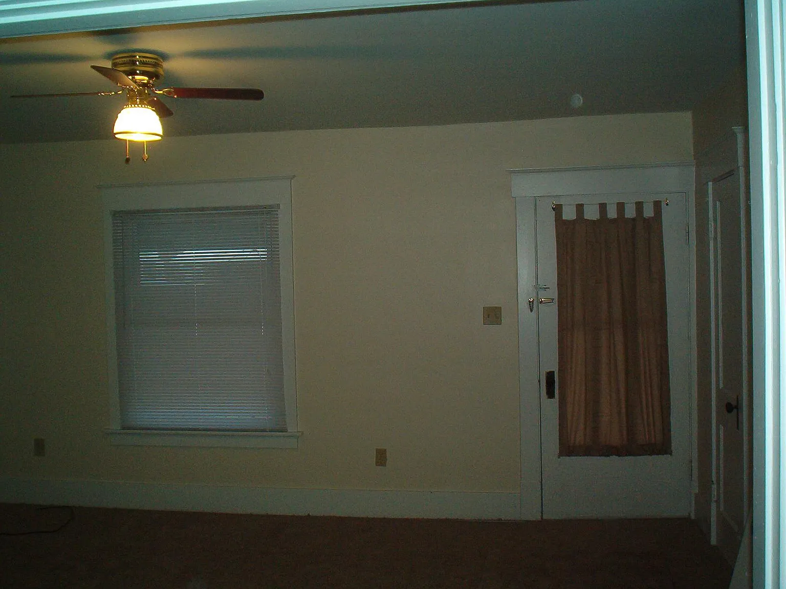 1 bed, 717 sqft, $1,000 — Photo 4