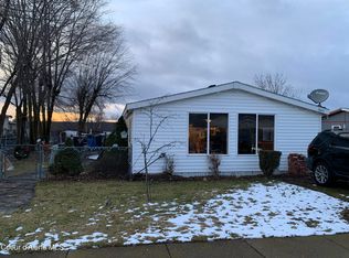 2601 N Sharon Dr, Post Falls, ID 83854