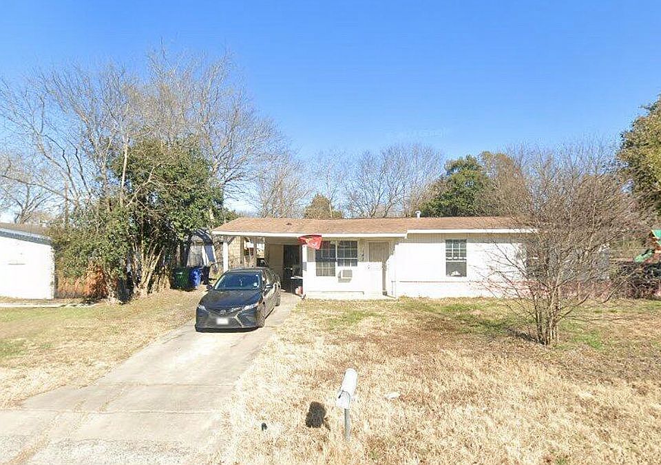 1st image of 143 Hillsdale Dr