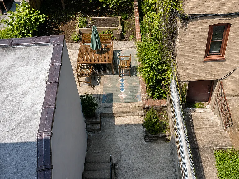 1065 Sterling Pl #GARDEN — Photo 11