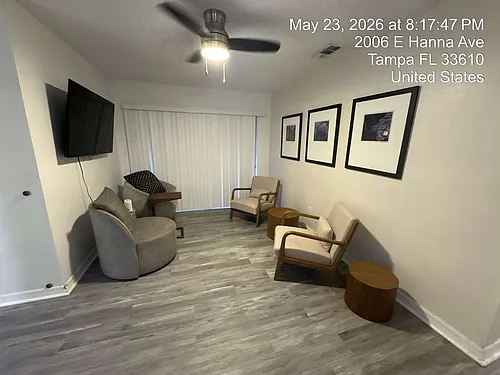 2006 E Hanna Ave Photo 1