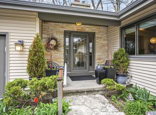 518 Valley Rd, Madison, WI 53714
