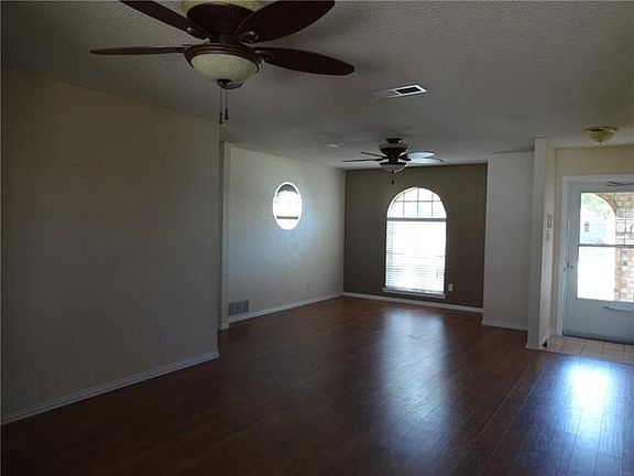 3rd image of 5913 Kary Lynn Dr