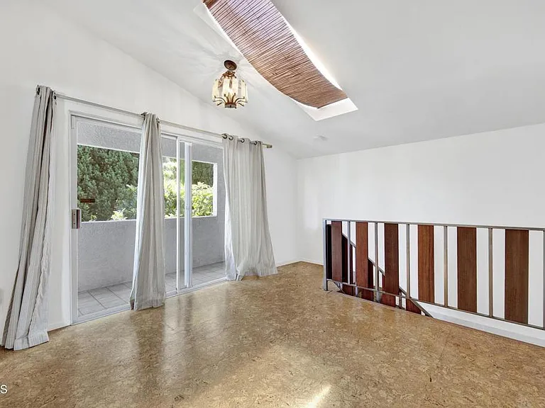 1827 Oak Tree Dr — Photo 17
