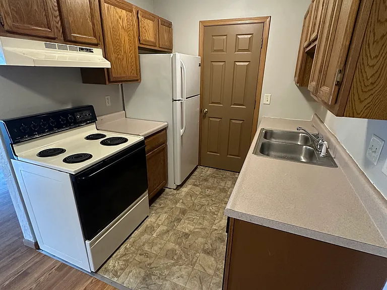 340 S Ruby Ln #2 — Photo 4