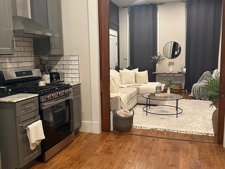 28 N Pearl St #3 — Photo 6