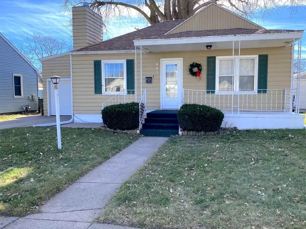 902 E 5th St, Hastings, NE 68901