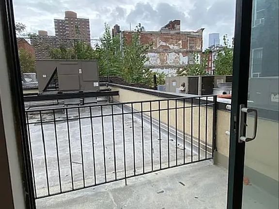 5th image of 202 E 110th St #2D