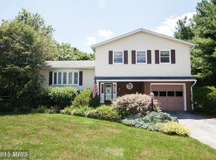949 Rolling Ridge Dr, Westminster, MD 21157