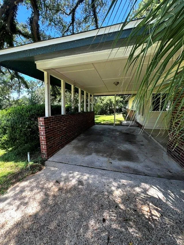 3 bed, 1136 sqft, $1,650 — Photo 2