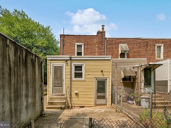 3rd image of 1586 Norris St