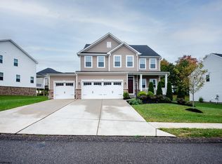 55 Windermere Ln, Morgantown, WV 26508