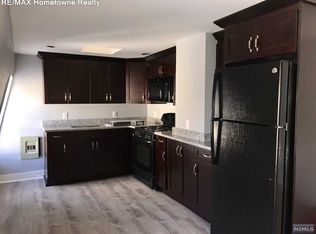 384 Ramapo Valley Rd, Oakland, NJ 07436