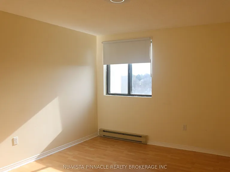 1600 Adelaide St N #704 — Photo 14