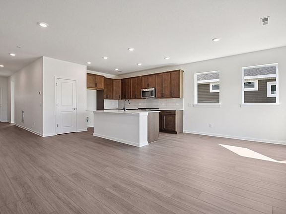 The Harlan - Kitchen