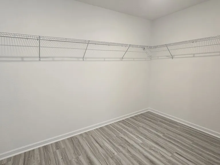 22050 Aleutian Ave — Photo 6