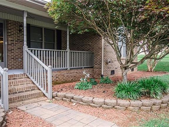 3rd image of 7867 Marley Dr