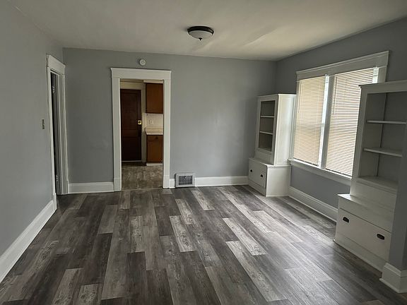 3rd image of 460 E 146th St #1