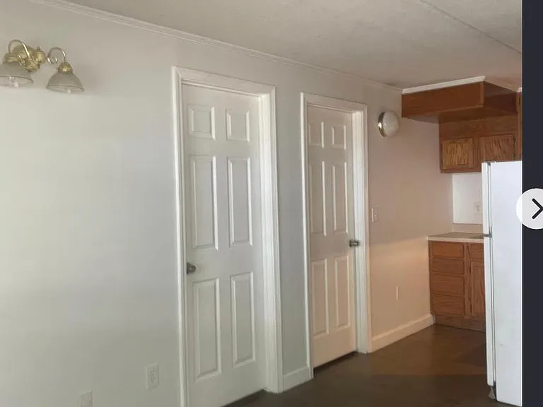 308 Joseph St — Photo 8