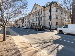 65 Chelsea St APT 103, Boston, MA 02129
